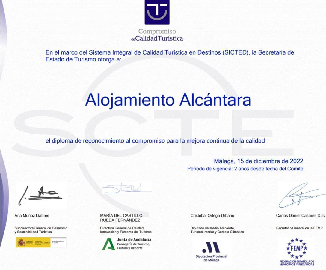 Alojamiento Alcantara Эль-Чорро Экстерьер фото